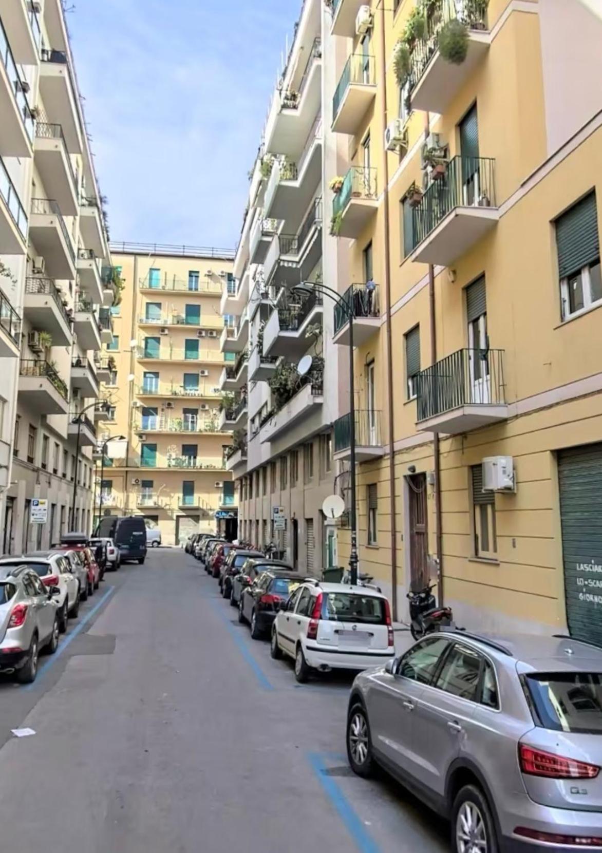 Quattru Passi Apartment ปาแลร์โม ภายนอก รูปภาพ